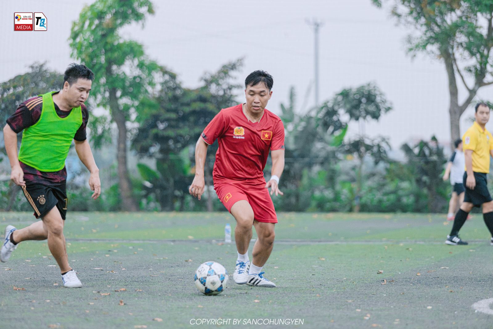 Công an xã Triệu Việt Vương tổ chức giao lưu bóng đá Chào mừng kỷ niệm các ngày lễ lớn của đất nước và lực lượng Công an nhân dân