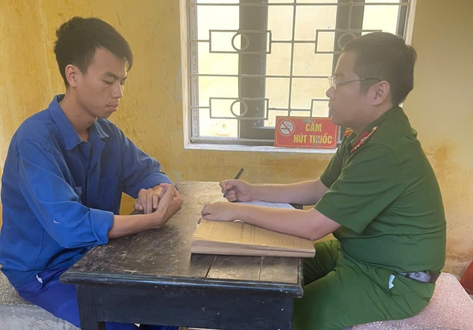 Công an xã Lạc Đạo: Bắt giữ đối tượng trộm 100 triệu đồng tại lò mổ lợn trên địa bàn