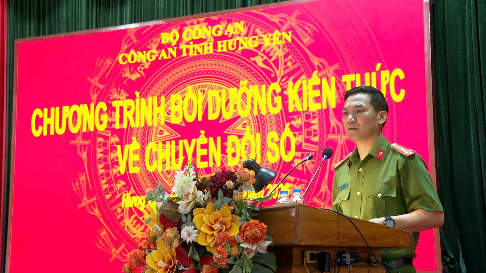 Công an tỉnh Hưng Yên tổ chức bồi dưỡng kiến thức về chuyển đổi số