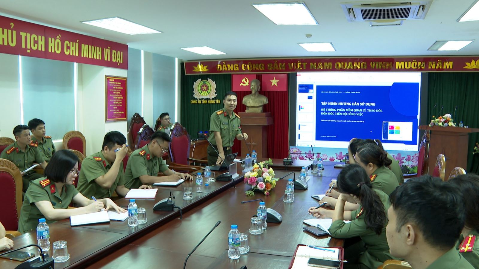 Công an tỉnh Hưng Yên tổ chức tập huấn hướng dẫn sử dụng hệ thống phần mềm quản lý, theo dõi, đôn đốc tiến độ công việc