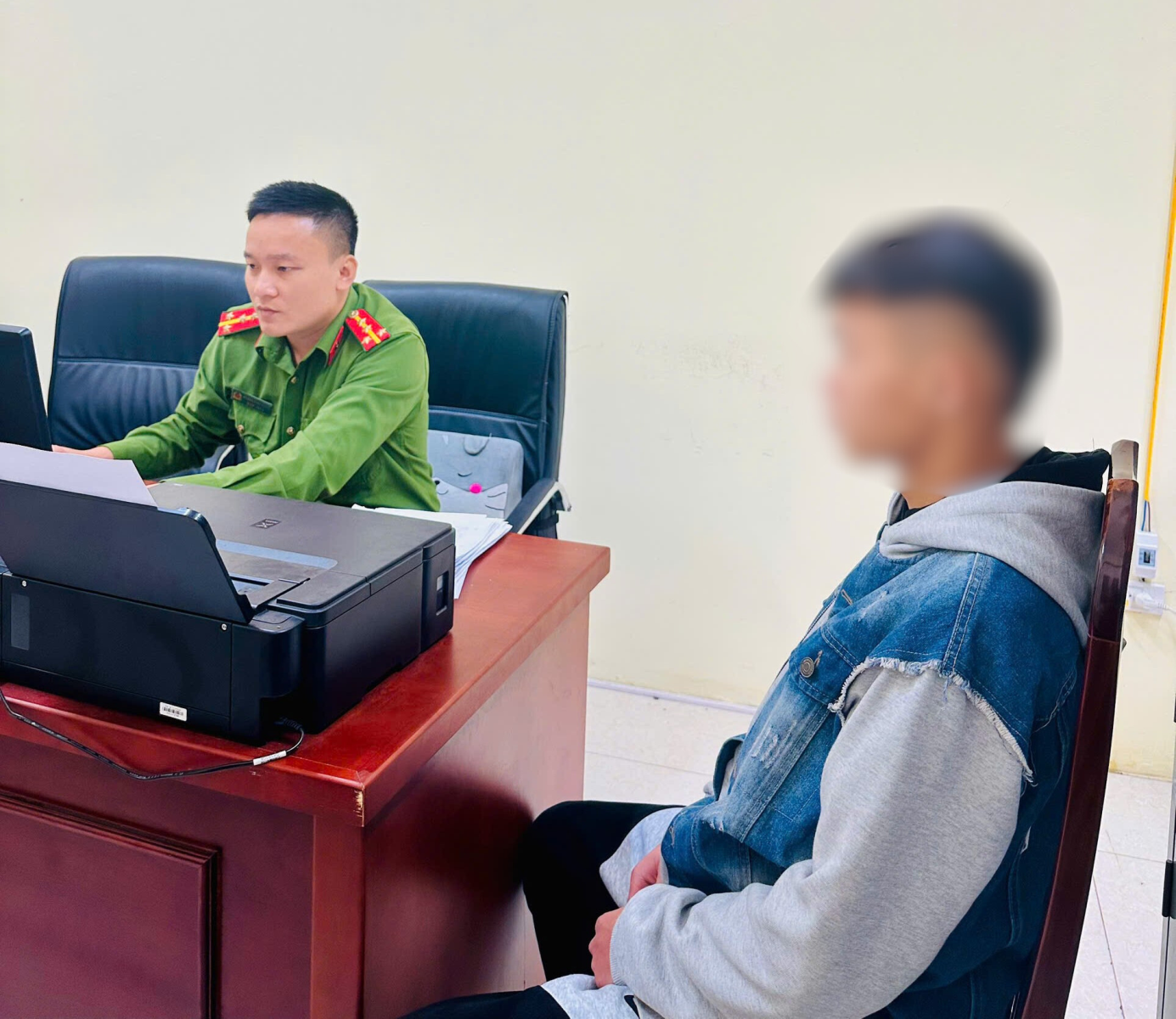 Công an xã Phụng Công: Xác minh, làm rõ các đối tượng trộm cắp tài sản tại chùa Giác Quang, xã Phụng Công