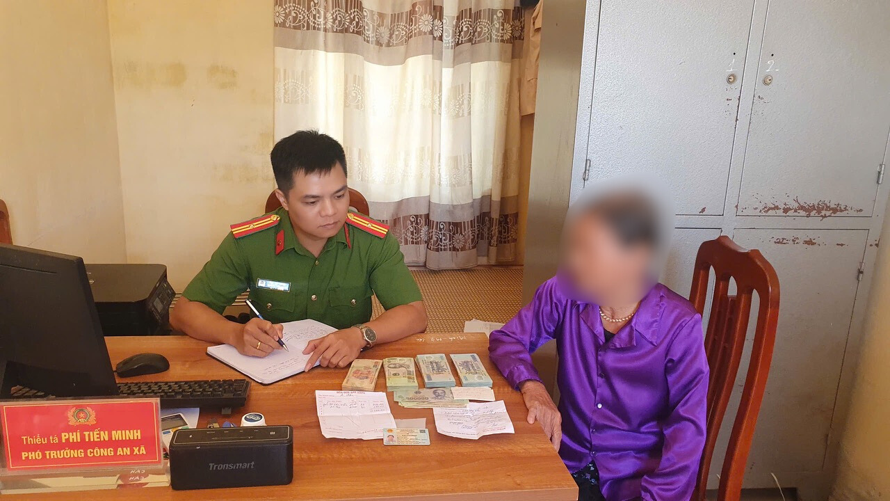 Công an xã Đông Thái Ninh ngăn chặn kịp thời vụ việc có dấu hiệu “Lừa đảo chiếm đoạt tài sản”