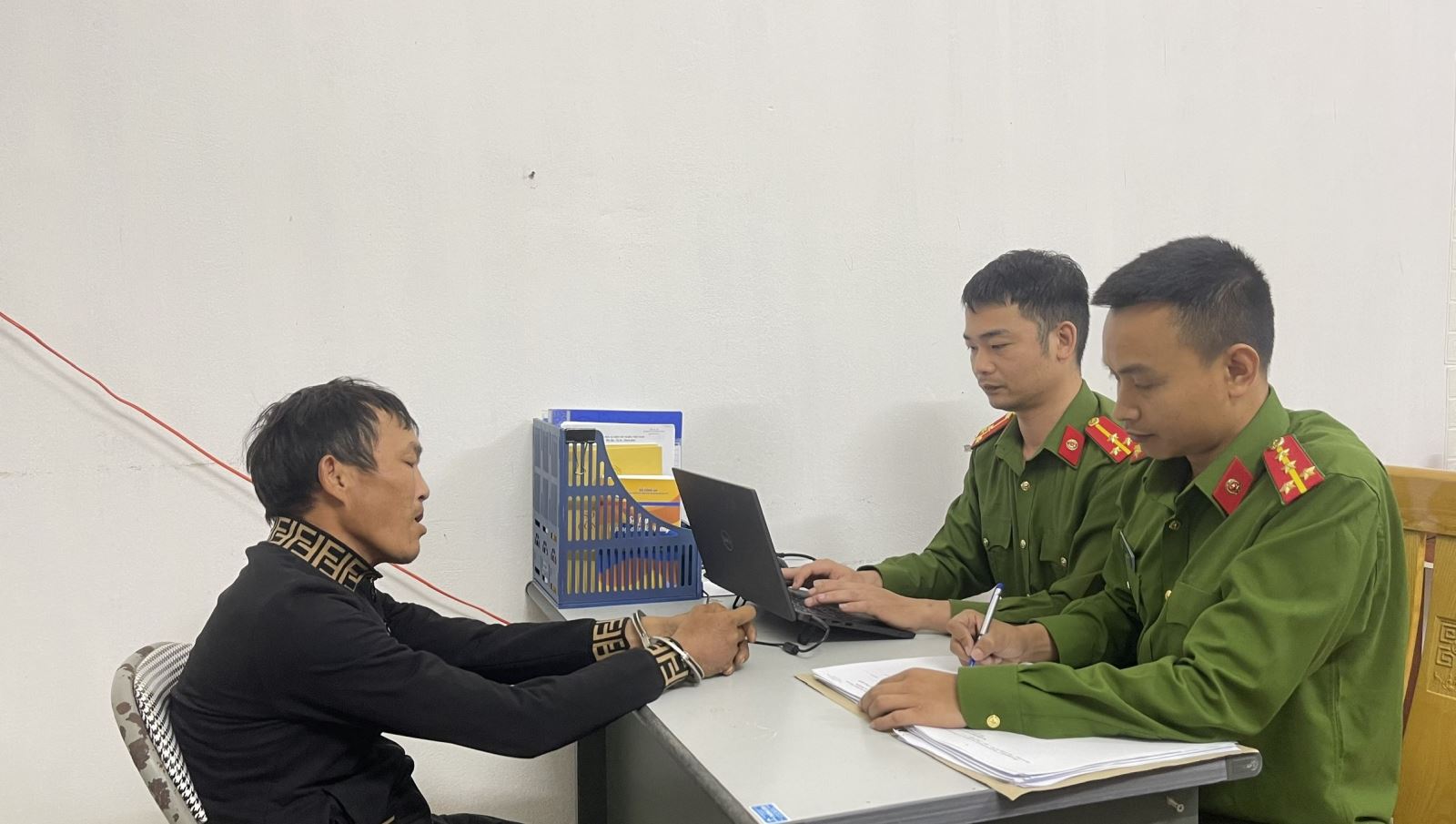 Công an xã Bình Nguyên khởi tố đối tượng tàng trữ trái phép chất ma túy