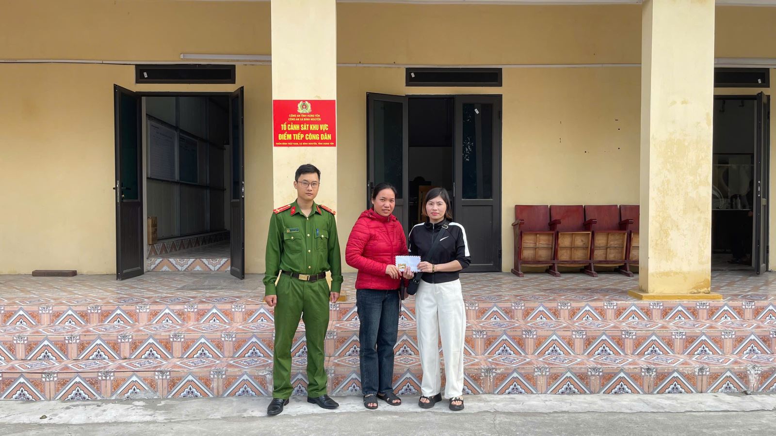 Công an xã Bình Nguyên: Kịp thời xác minh, trả lại tiền cho người chuyển khoản nhầm