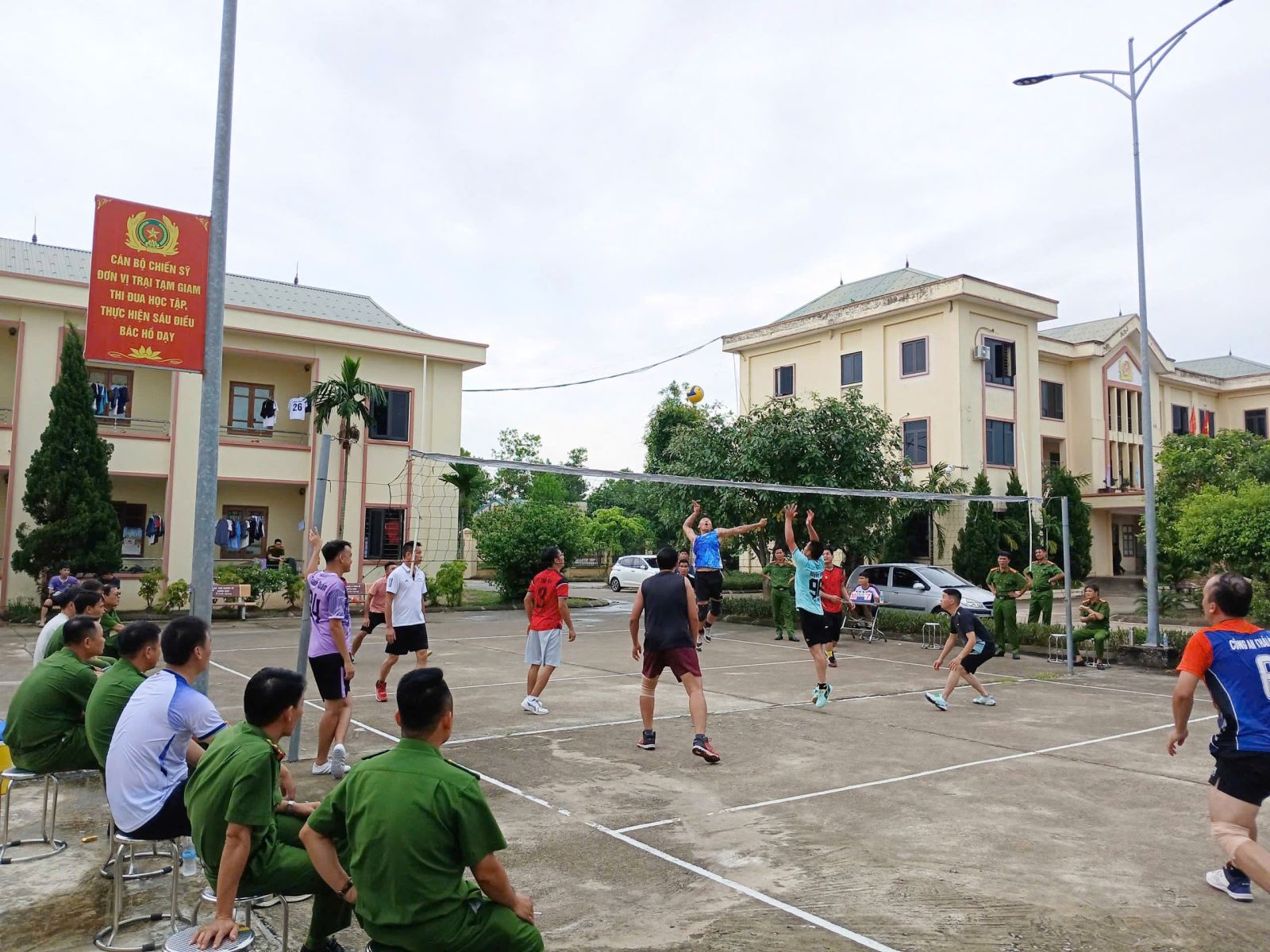 Trại tạm giam số 2 tổ chức các hoạt động kỷ niệm ngày truyền thống lực lượng Công an nhân dân
