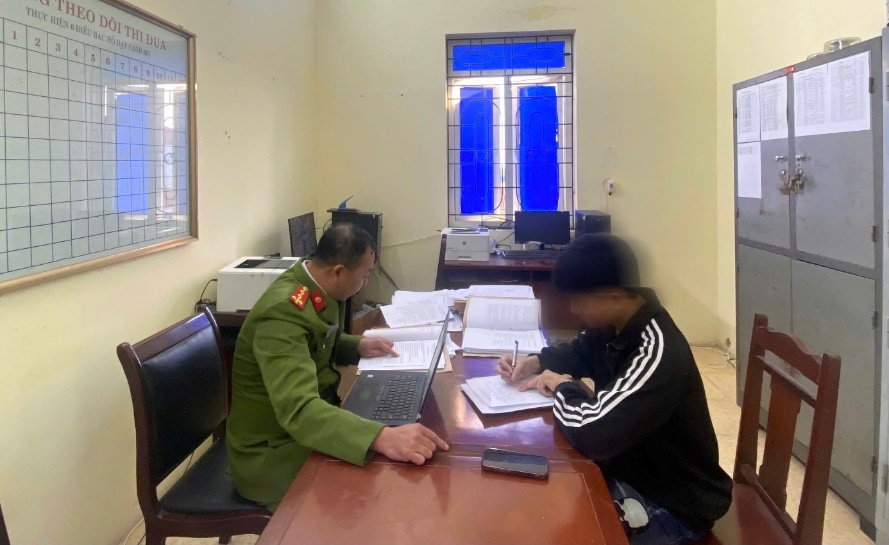 Công an xã Hoàng Hoa Thám phát hiện, xử lý công dân đăng tải hình ảnh có nội dung xấu độc trên không gian mạng