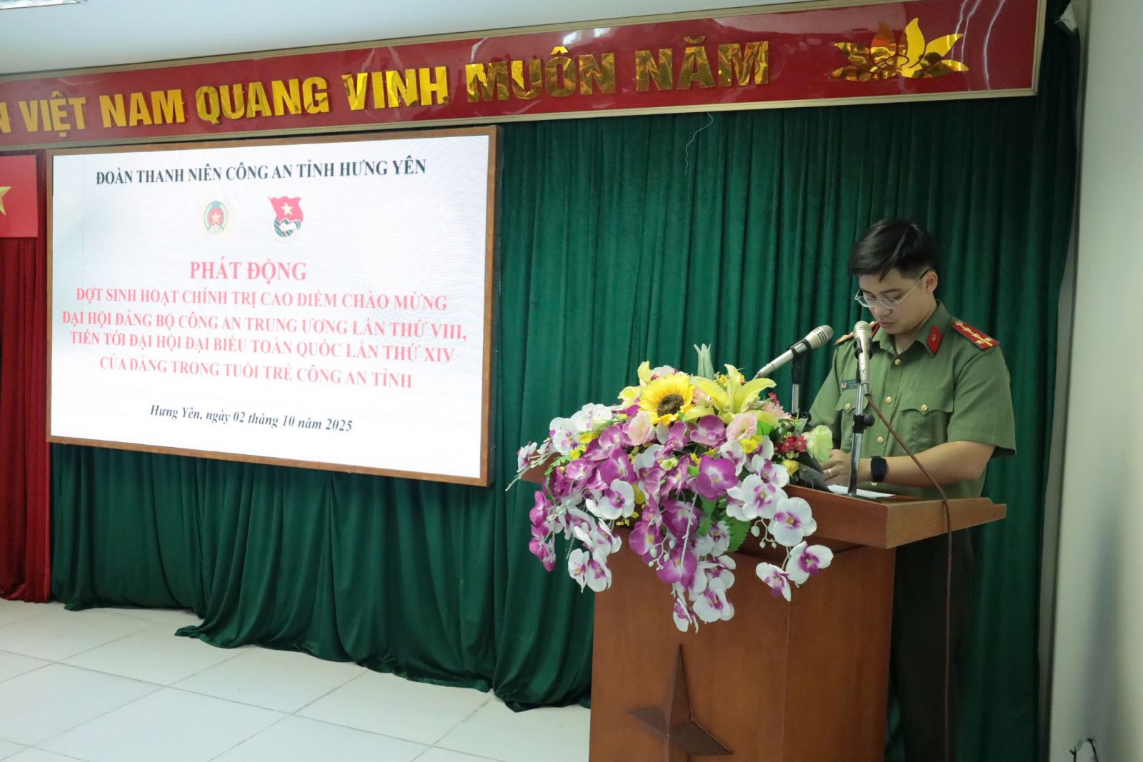 Ban Thanh niên Công an tỉnh phát động đợt sinh hoạt chính trị cao điểm trong tuổi trẻ Công an Hưng Yên