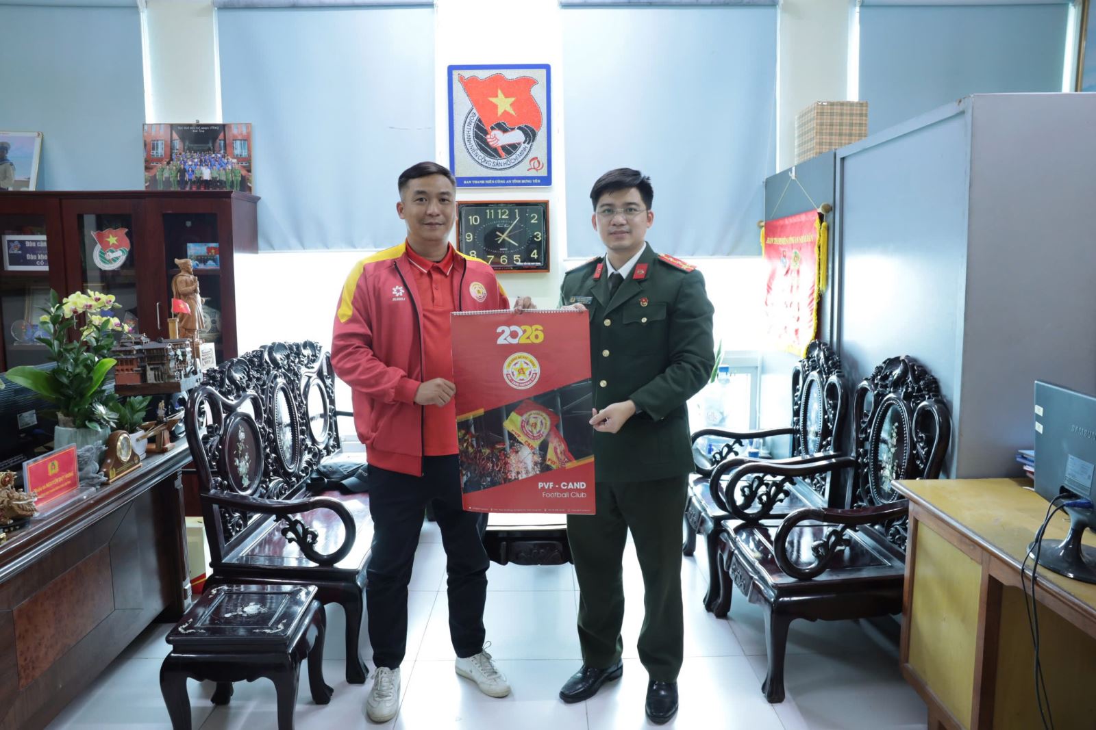 Tuổi trẻ Công an tỉnh đồng hành, cổ vũ CLB PVF và CLB Trẻ PVF tại  Giải V.League 1 và Giải hạng Nhất quốc gia mùa giải 2025 - 2026