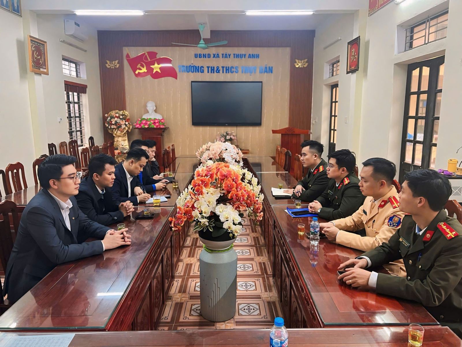 Ban Thanh niên Công an tỉnh sinh hoạt chính trị “Từ miền ký ức lịch sử - Tiếp lửa trách nhiệm hôm nay”