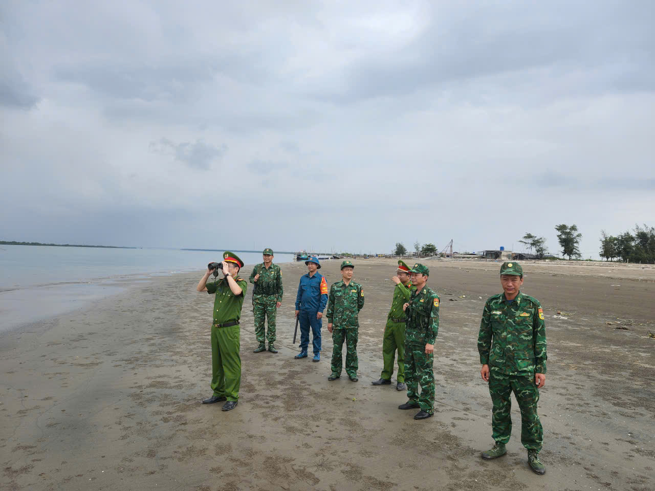 Công an xã Hưng Phú hưởng ứng Ngày Đại dương thế giới, Tuần lễ Biển và Hải đảo Việt Nam năm 2026