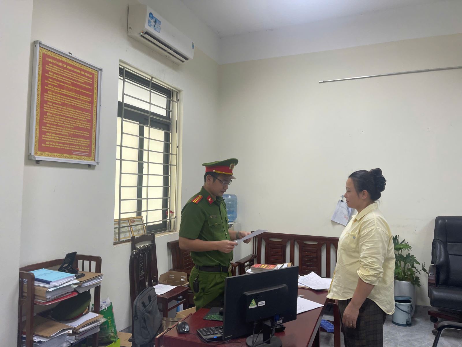 Văn phòng Cơ quan CSĐT Công an tỉnh Hưng Yên khởi tố vụ án Trốn thuế xảy ra tại xã Lạc Đạo, tỉnh Hưng Yên