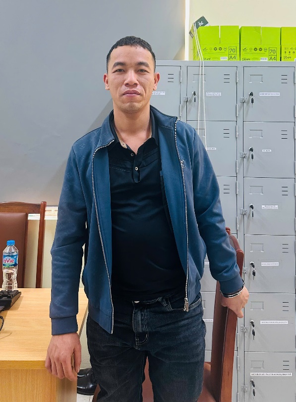 Công an xã phụng Công: Ngày đầu ra quân cao điểm đã phát hiện tội phạm ma túy và nhiều hành vi vi phạm pháp luật lĩnh vực kinh tế, môi trường, vệ sinh ATTP