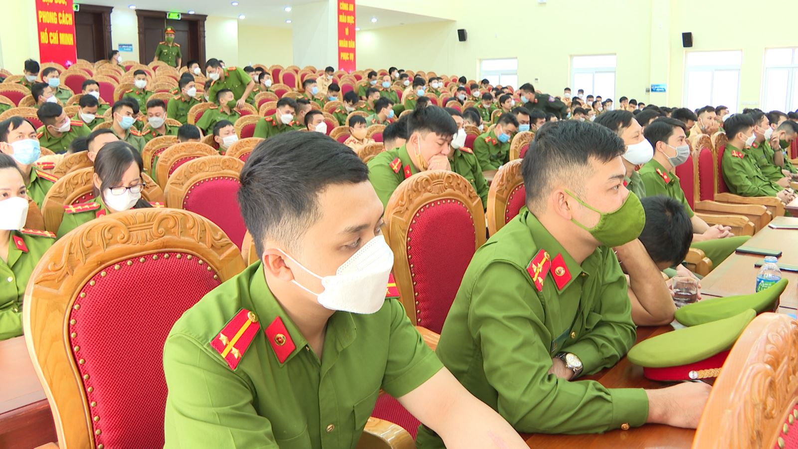 Công an tỉnh Hưng Yên: Khai giảng lớp huấn luyện Tiểu đoàn cảnh sát cơ động dự bị chiến đấu