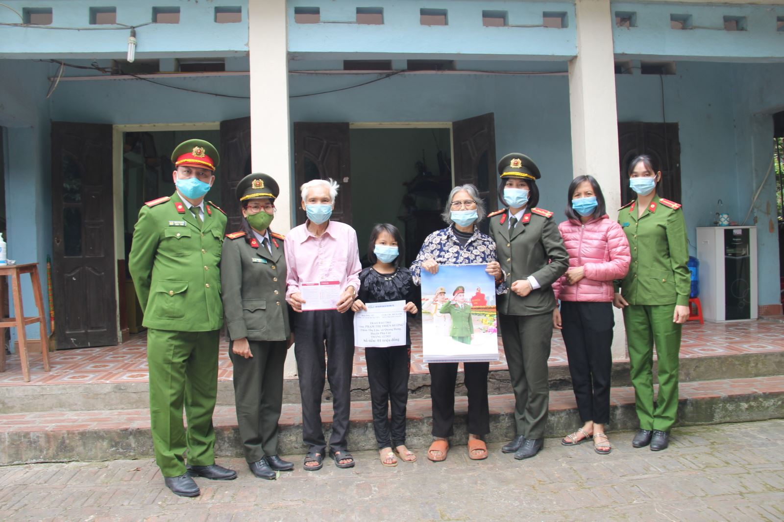 Công an tỉnh Hưng Yên tích cực hưởng ứng thiết thực, hiệu quả Tháng hành động vì bình đẳng giới, phòng chống bạo lực trên cơ sở giới năm 2021 (15/11-15/12/2021)