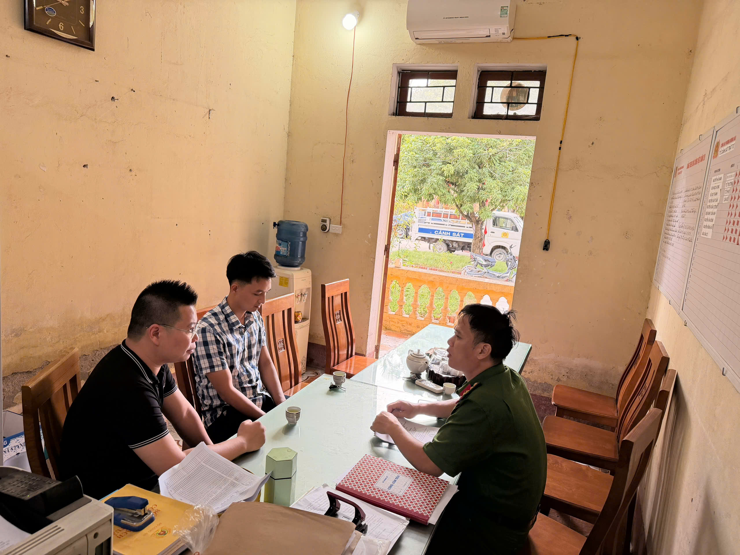 Công an phường Đường Hào tăng cường công tác quản lý, giám sát, giáo dục người chấp hành án hình sự tại cộng đồng