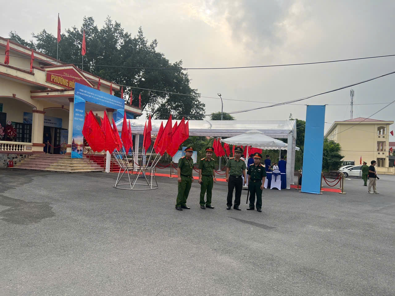 Công an phường Hồng Châu chủ động tham mưu, triển khai Kế hoạch đảm bảo an ninh, trật tự Hội nghị công bố công khai đồ án Quy hoạch phân khu tỷ lệ 1/2000 xây dựng tái hiện thương cảng Phố Hiến xưa