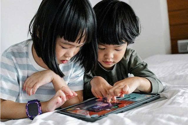 Công an phường Hồng Châu cảnh báo hệ lụy từ “ma trận video ngắn”
