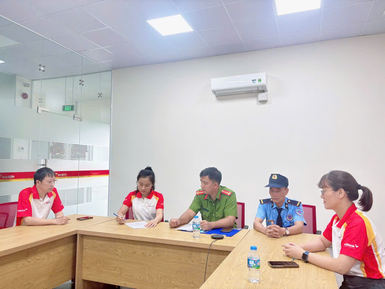 Công an phường Mỹ Hào nâng cao hiệu quả hoạt động của lực lượng bảo vệ, chủ động phòng ngừa tội phạm cướp, cướp giật tài sản