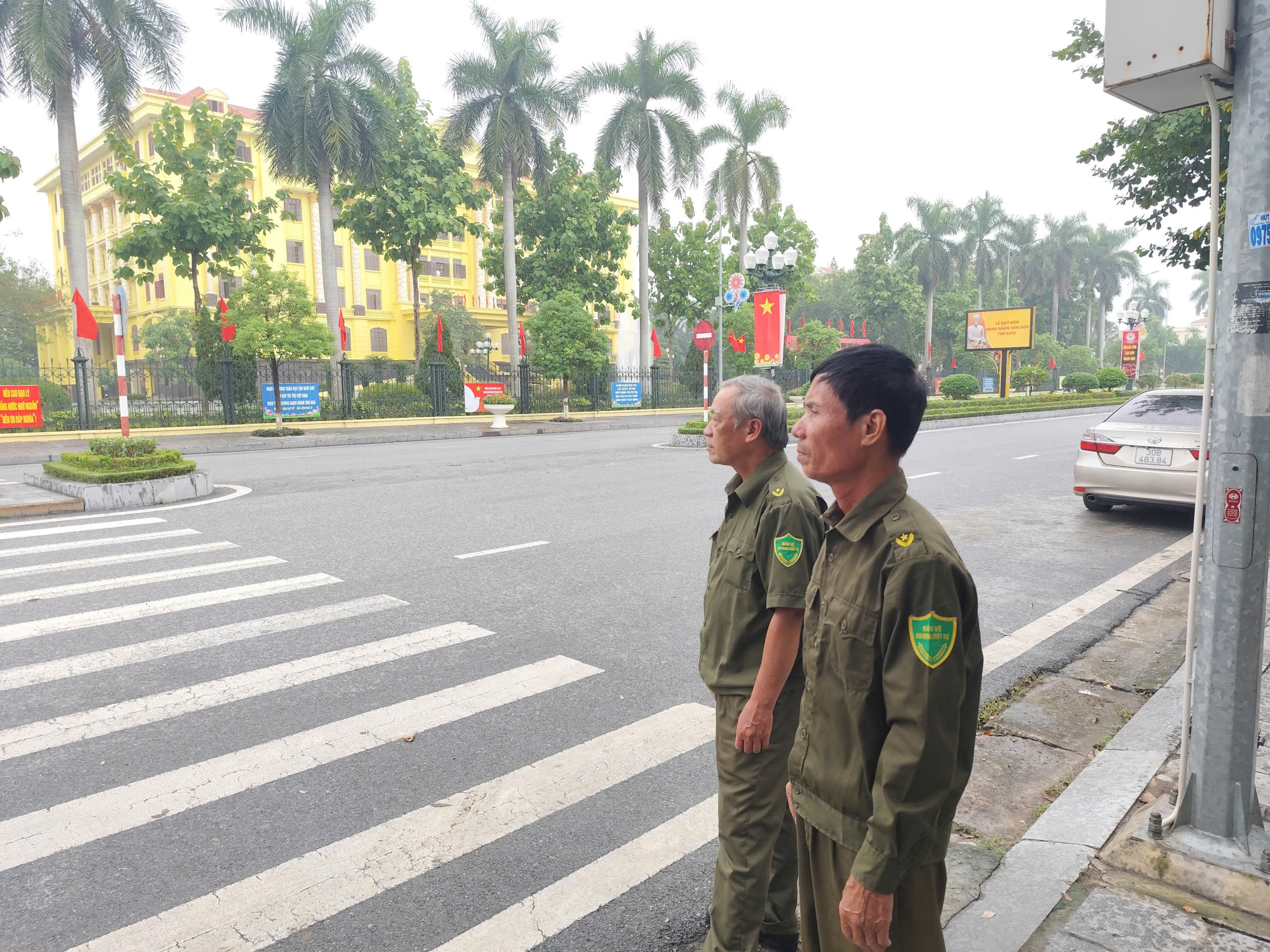 Lực lượng ANTT cơ sở tham gia bảo đảm ANTT tuyến và nơi làm việc của đoàn