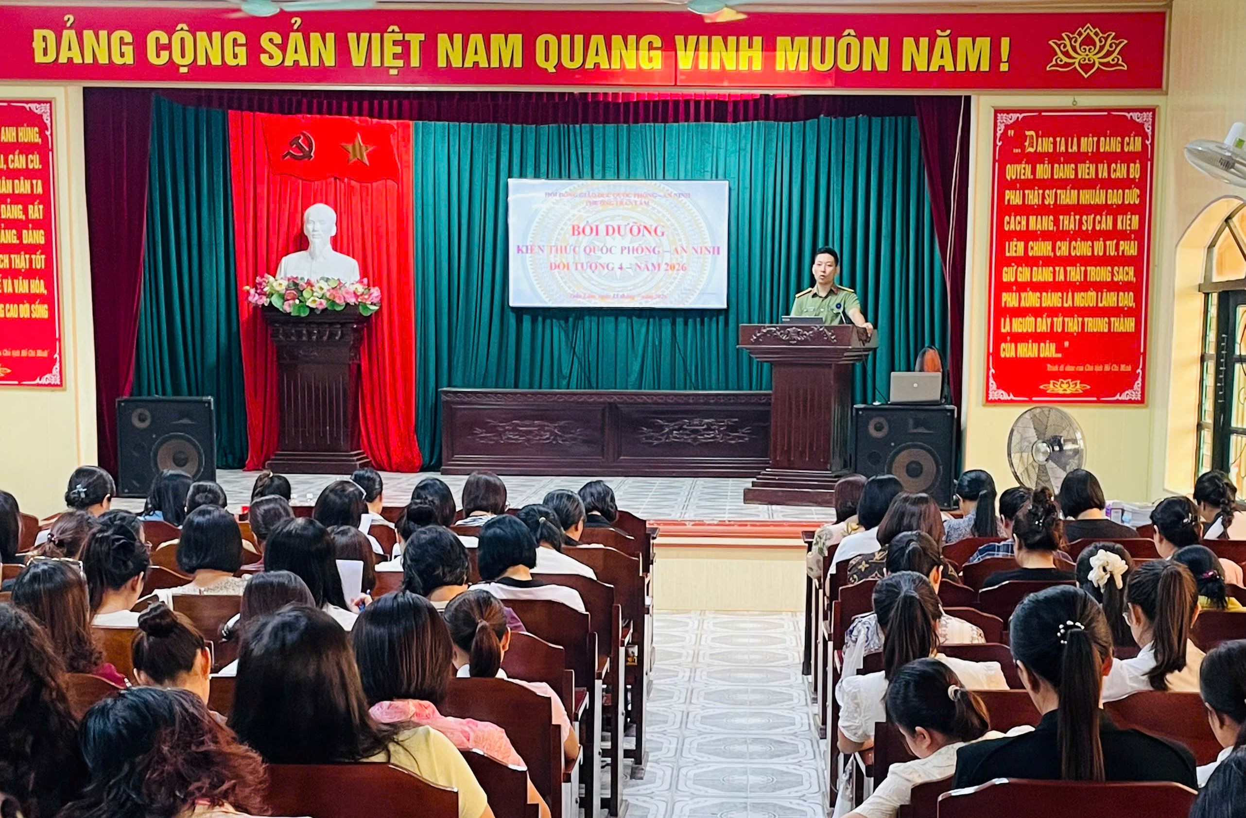 Công an phường Trần Lãm chủ động bảo vệ nền tảng tư tưởng của Đảng trên không gian mạng