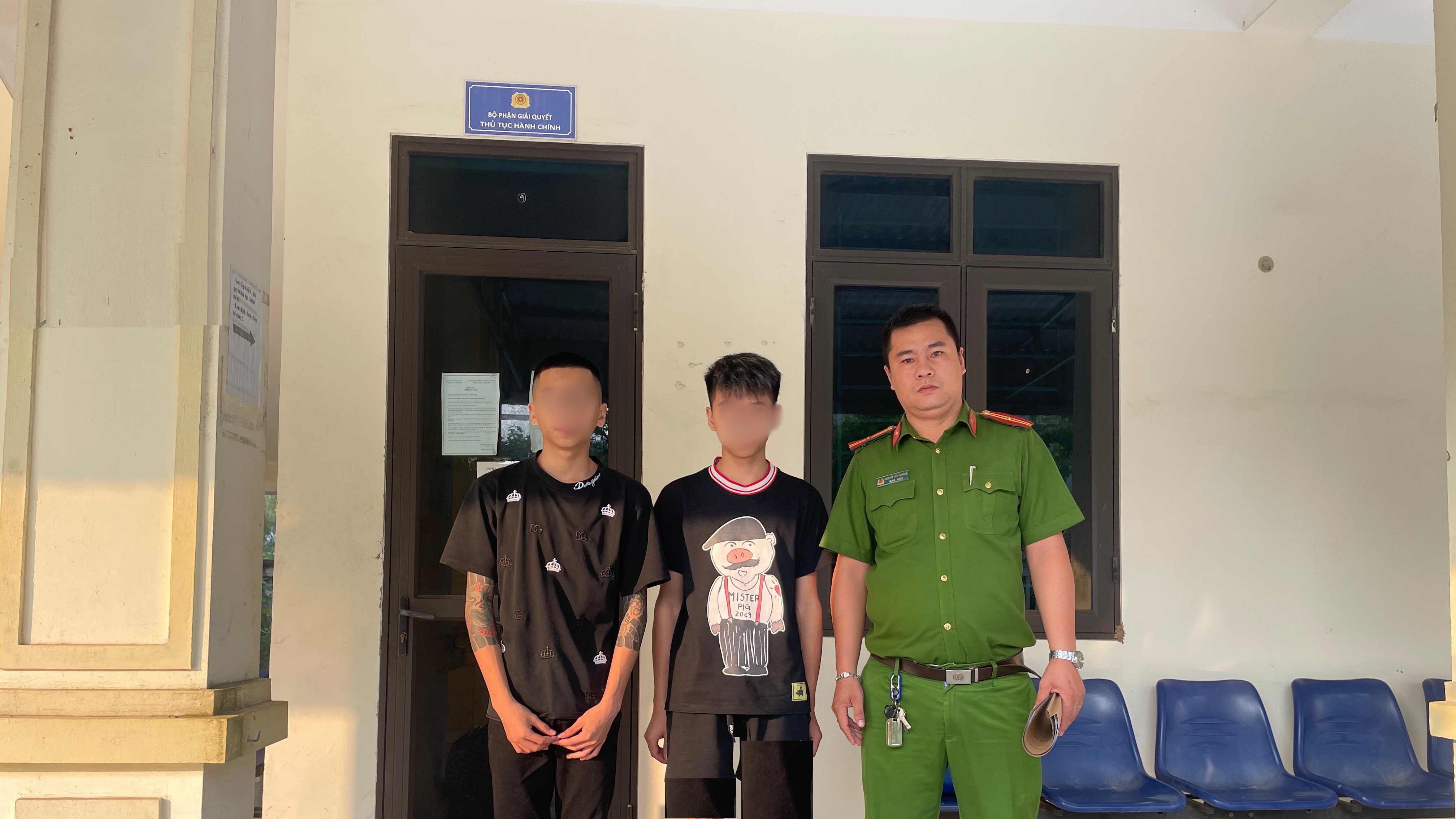 Công an xã Ái Quốc kịp thời đưa 02 đối tượng đi Trường giáo dưỡng