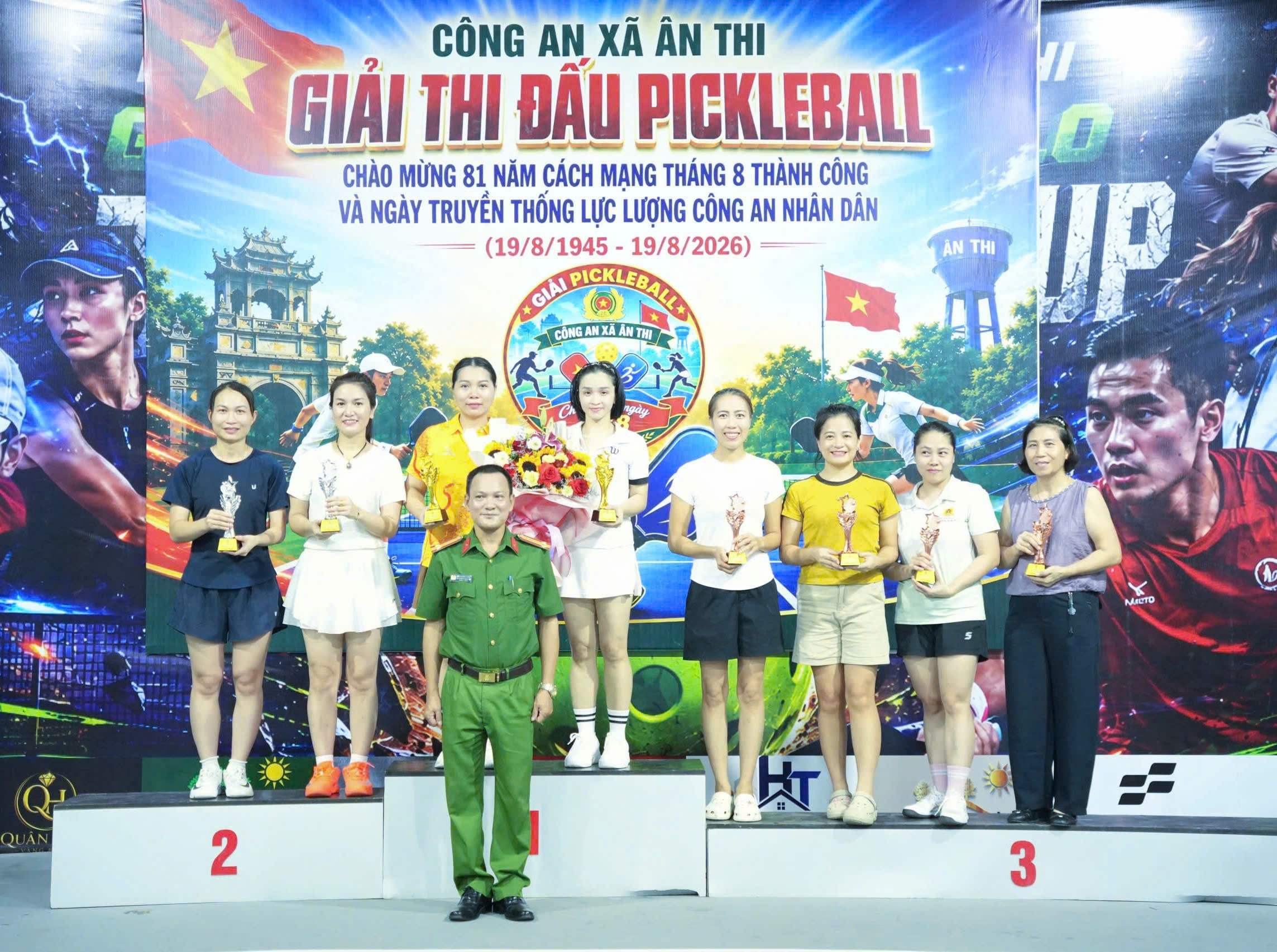 Công an xã Ân Thi tổ chức chuỗi hoạt động hưởng ứng ngày truyền thống lực lượng Công an nhân dân Việt Nam