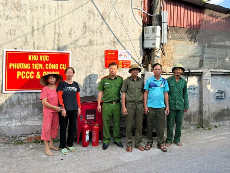 Xã Bắc Đông Quan ra mắt mô hình “Điểm chữa cháy công cộng” tại thôn Kỳ Hội