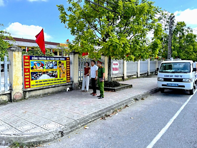 Xã Bắc Đông Quan đánh giá, kiện toàn mô hình “Cổng trường an toàn giao thông” sau sáp nhập trường công lập