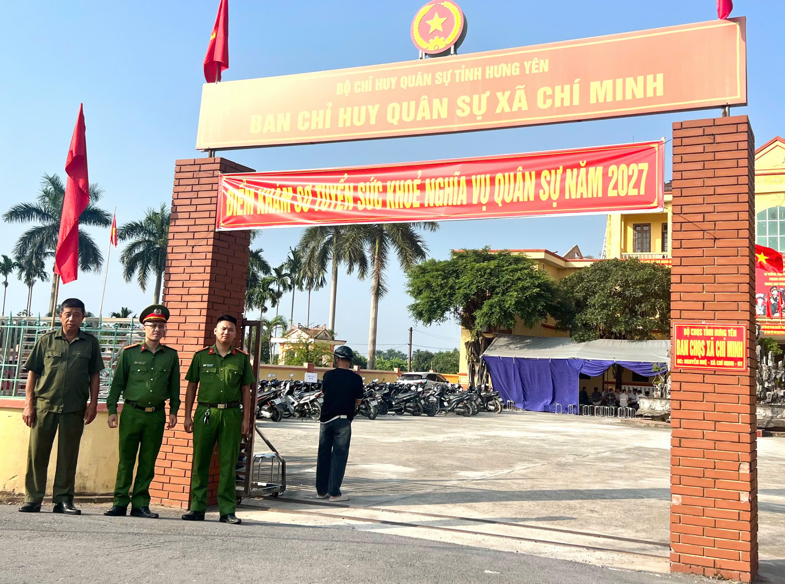 Công an xã Chí Minh tham gia bảo đảm an ninh, trật tự tại buổi khám sơ tuyển sức khỏe nghĩa vụ quân sự, nghĩa vụ tham gia công an nhân dân năm 2027