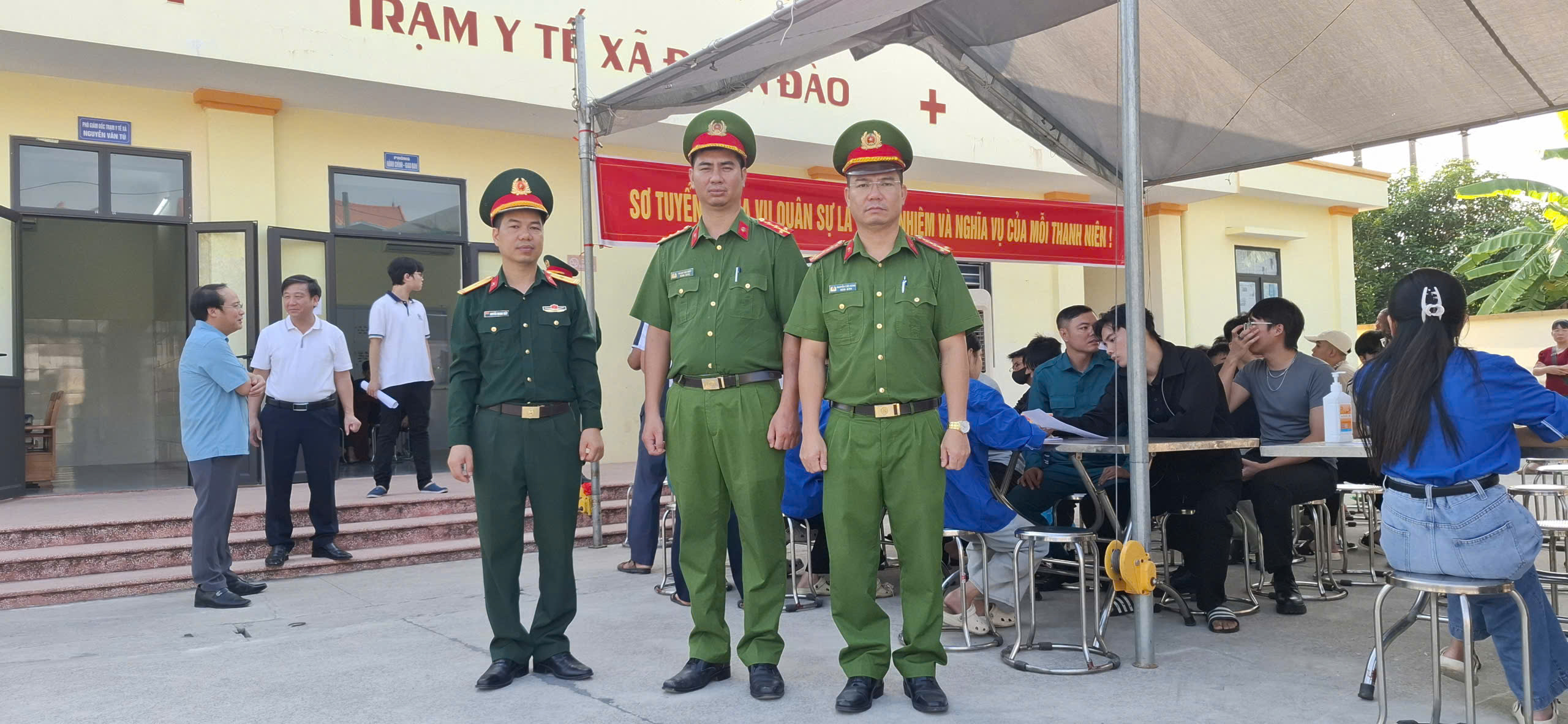 Công an xã Đoàn Đào bảo đảm an ninh, trật tự phục vụ khám sức khỏe sơ tuyển nghĩa vụ quân sự và nghĩa vụ tham gia Công an nhân dân năm 2027
