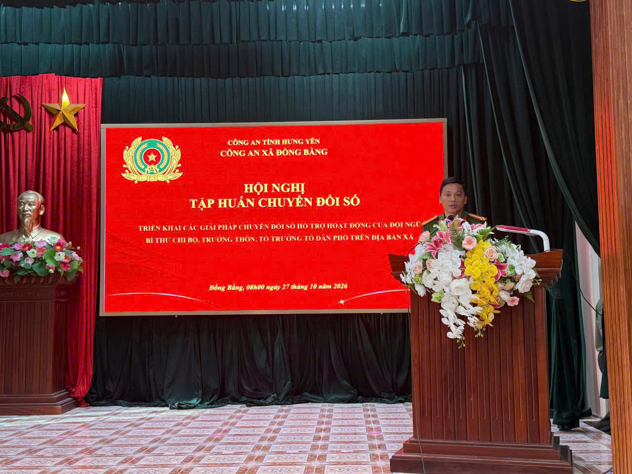 Công an xã Đồng Bằng tổ chức tập huấn chuyển đổi số hỗ trợ hoạt động của đội ngũ Bí thư chi bộ, Trưởng thôn