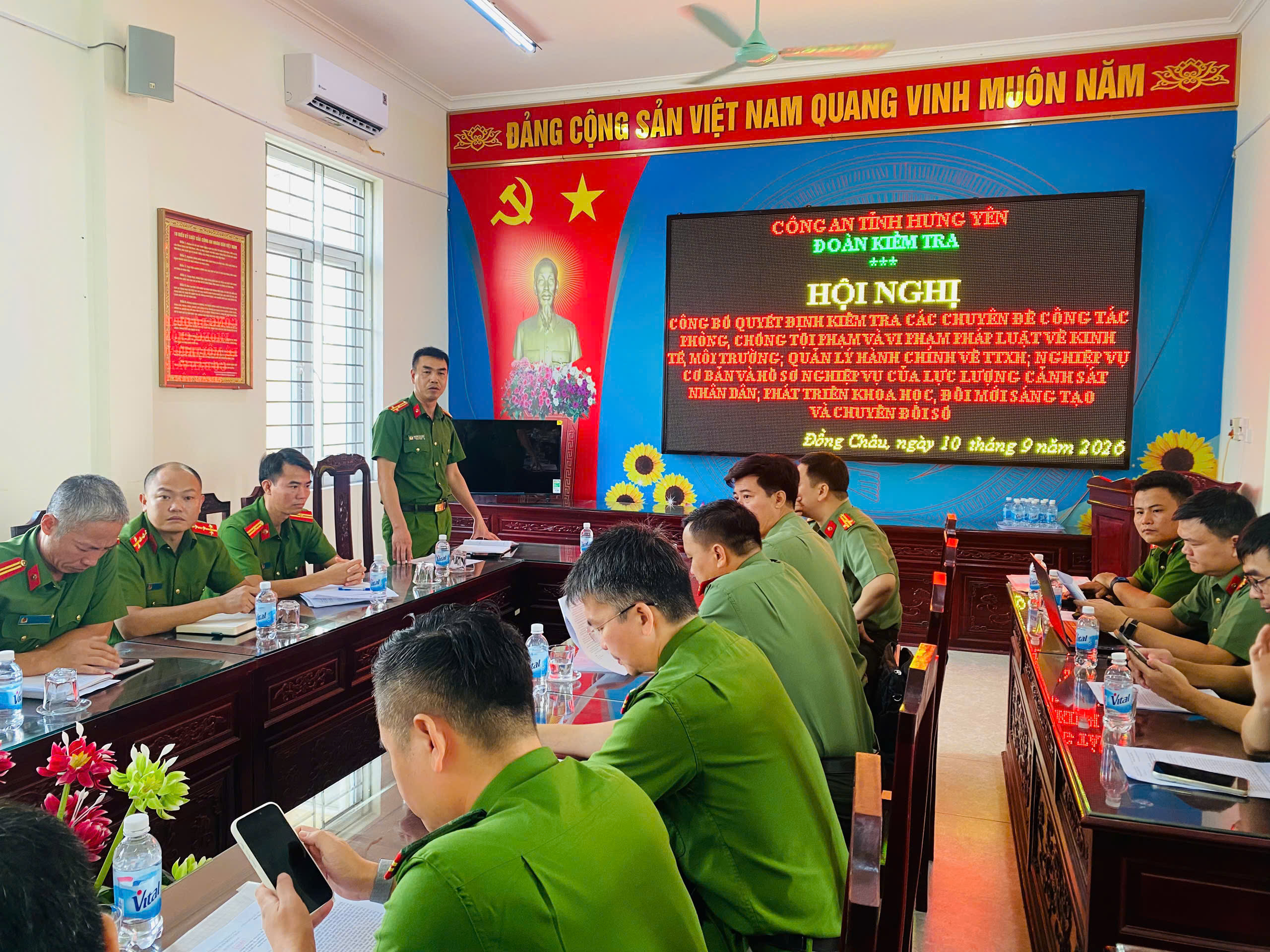 Đoàn kiểm tra Công an tỉnh kiểm tra các mặt công tác công an 9 tháng năm 2026 tại Công an xã Đồng Châu
