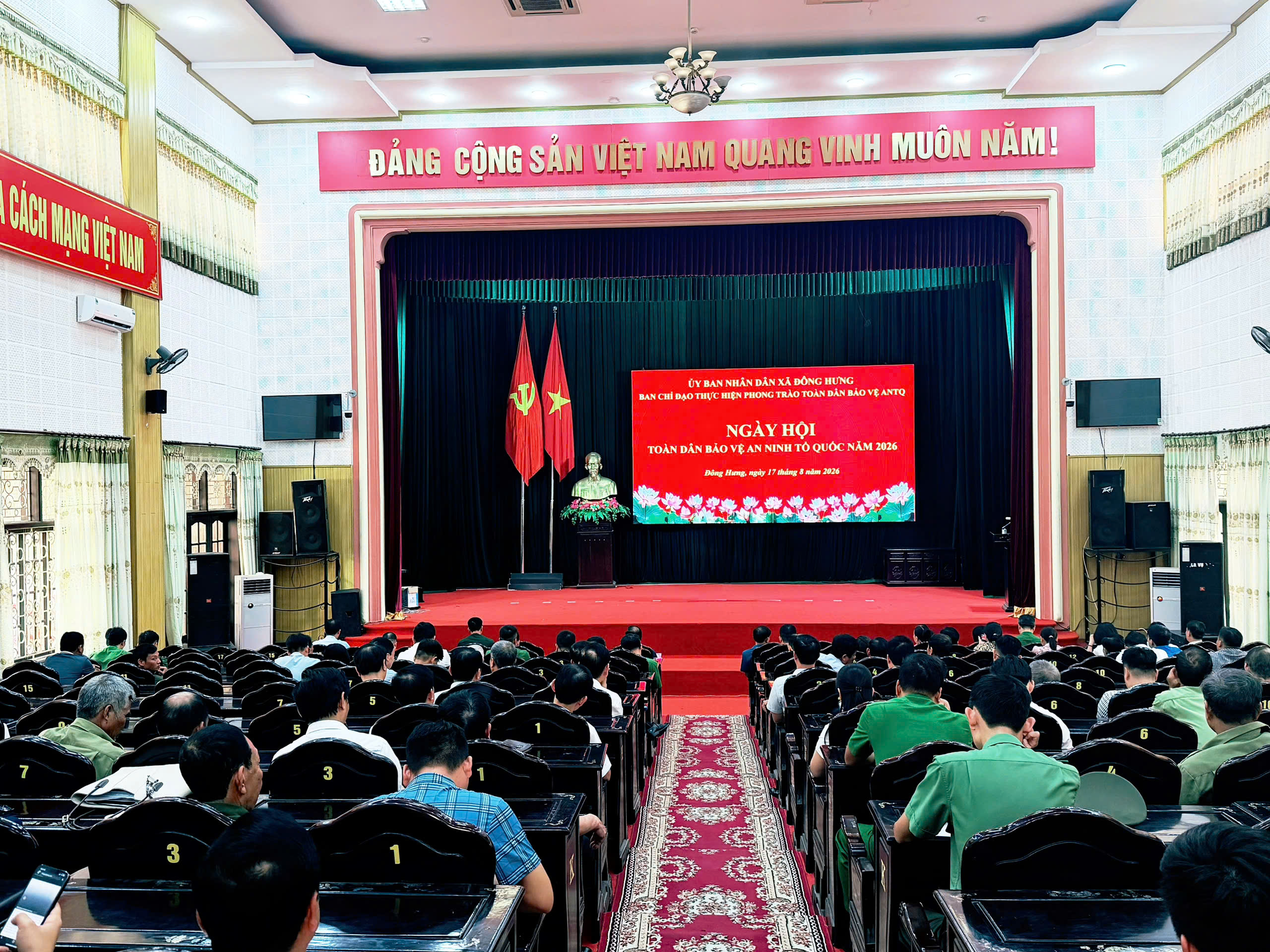 Công an xã Đông Hưng tham mưu tổ chức thành công “Ngày hội toàn dân bảo vệ an ninh Tổ quốc năm 2026”