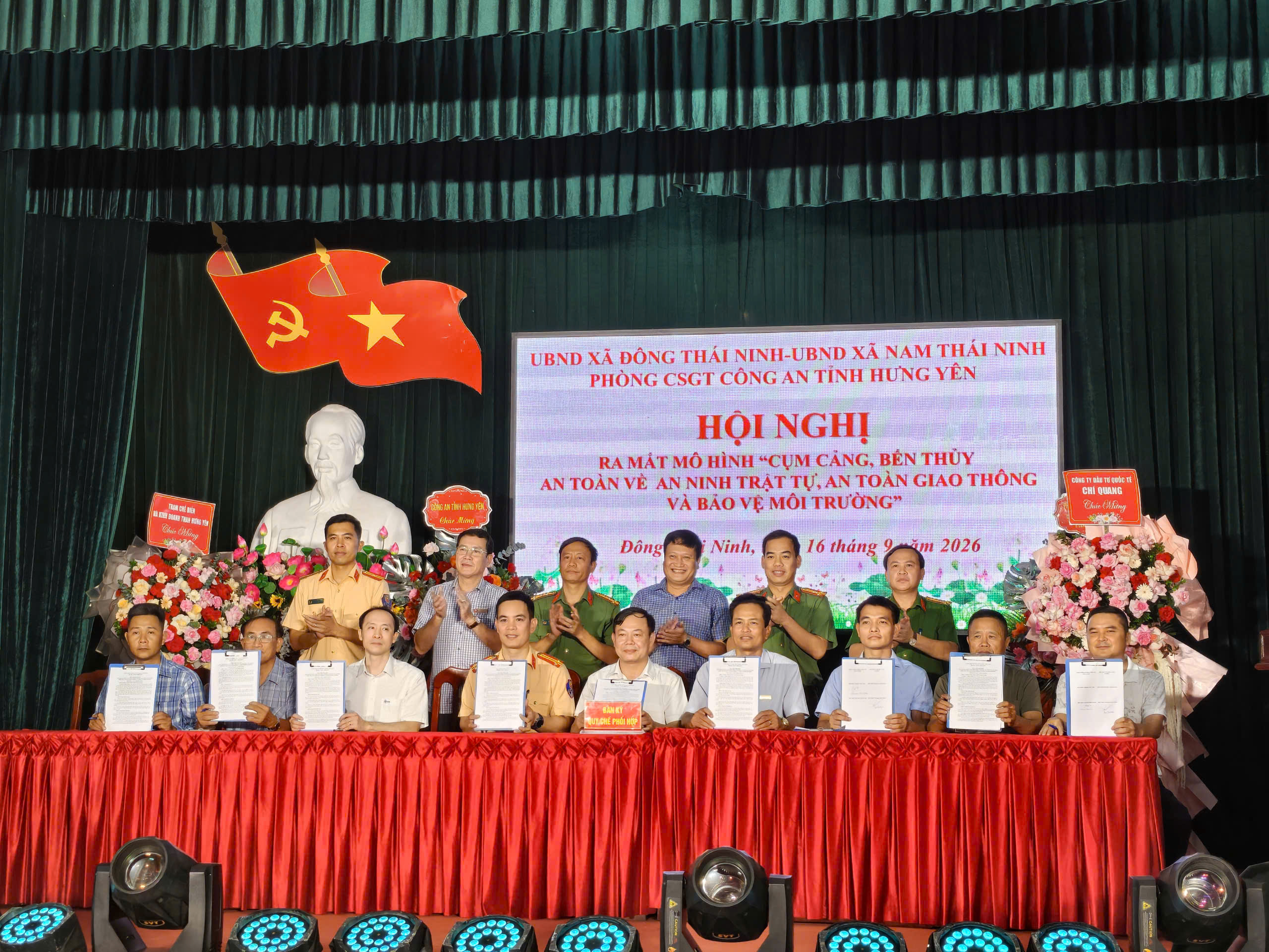Công an xã Đông Thái Ninh tham mưu ra mắt mô hình “cụm cảng, bến thủy an toàn về an ninh trật tự, an toàn giao thông và bảo vệ môi trường”