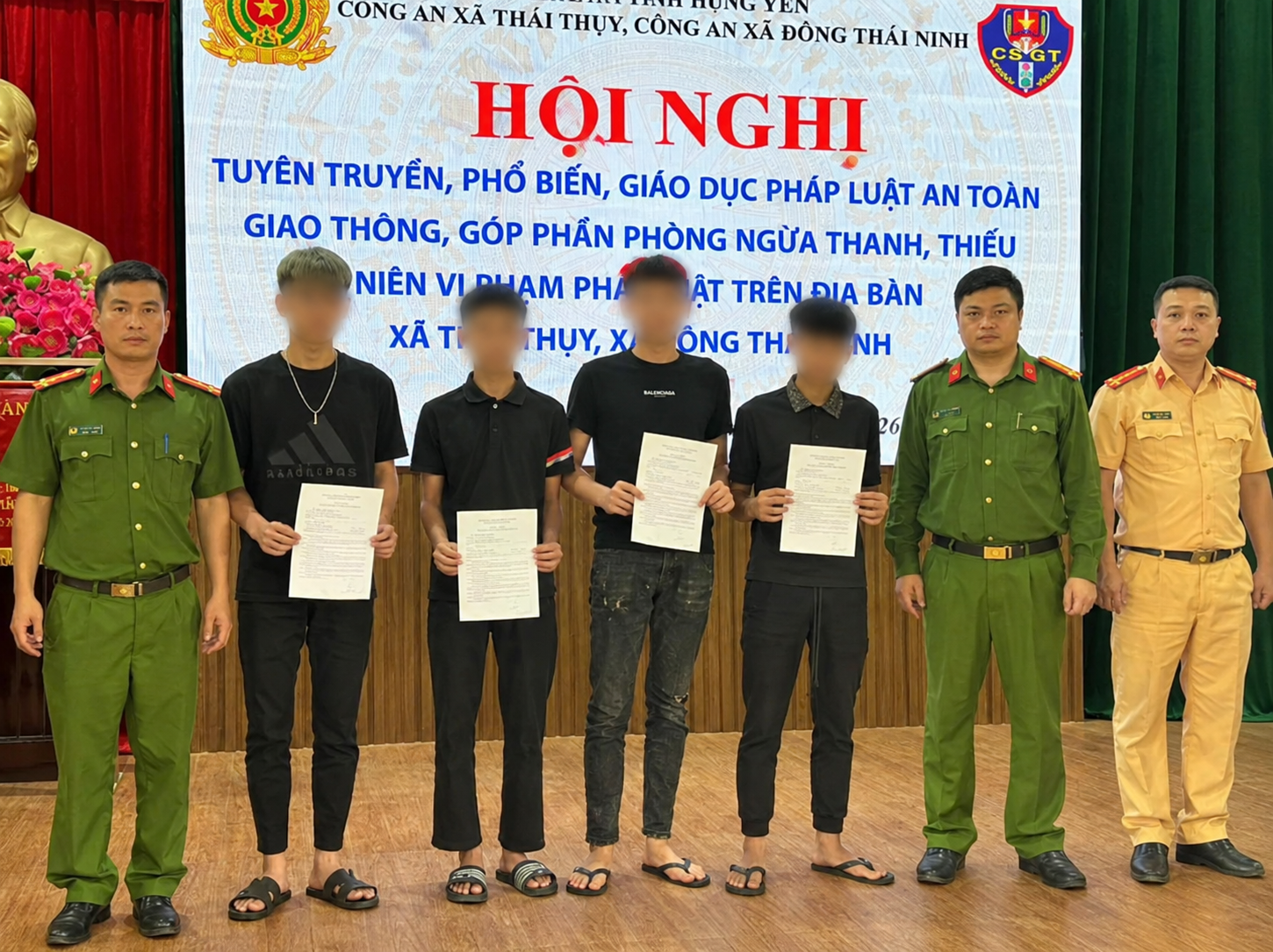 Công an xã Đông Thái Ninh tăng cường tuyên truyền, giáo dục, răn đe thanh thiếu niên có nguy cơ vi phạm pháp luật