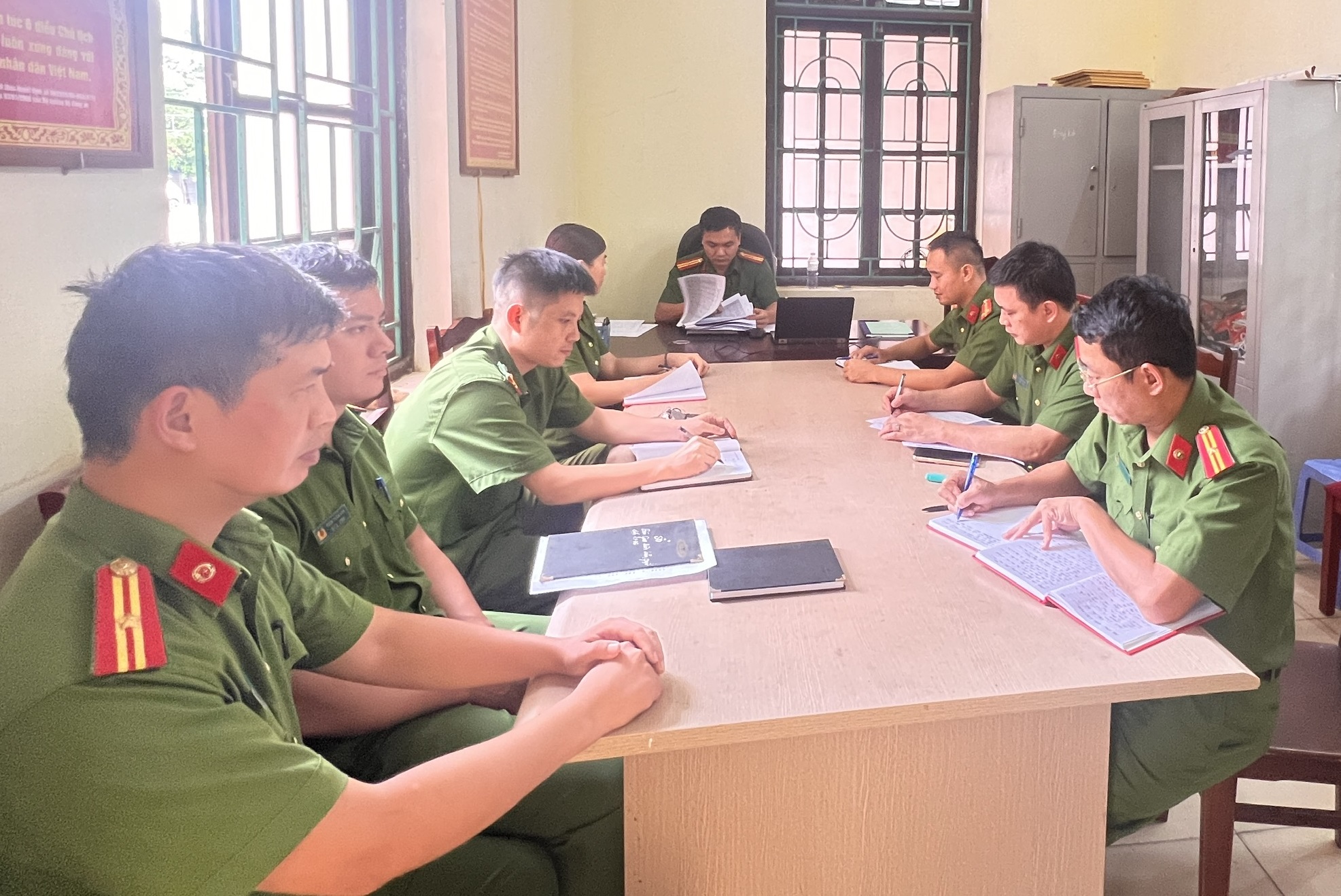 Công an xã Khoái Châu làm sạch 7.244 trường hợp dữ liệu đất đai – Nỗ lực vì nền hành chính hiện đại