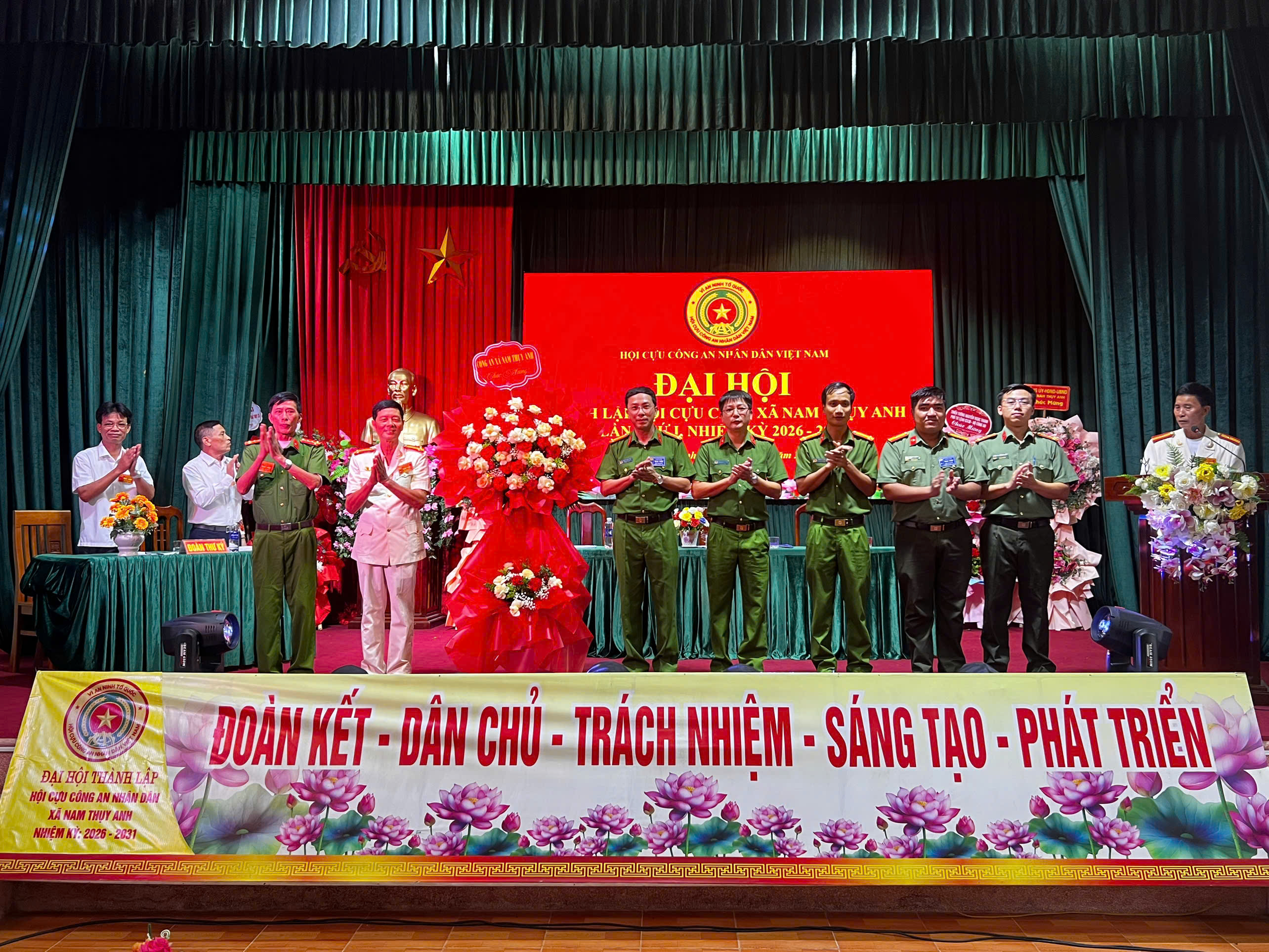 Công an xã Nam Thụy Anh phối hợp tổ chức thành công Đại hội thành lập Hội Cựu CAND xã Nam Thụy Anh, nhiệm kỳ 2026 - 2031