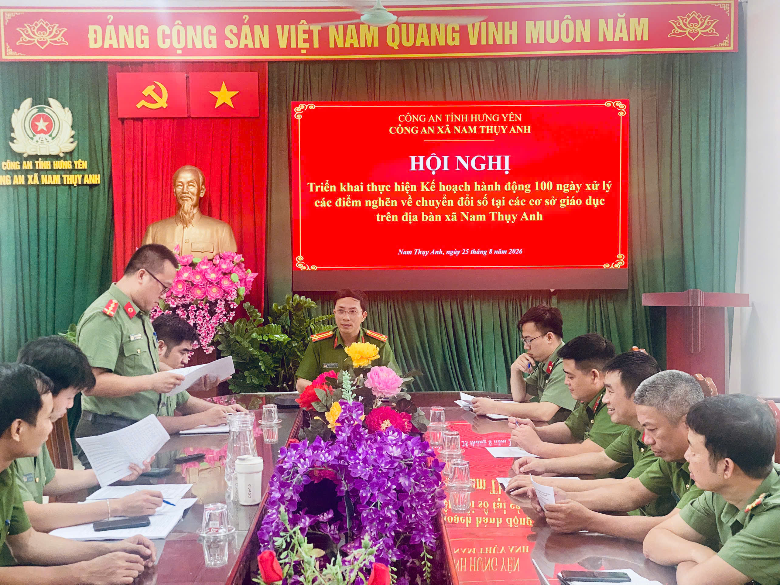 Công an xã Nam Thụy Anh tổ chức hành động 100 ngày xử lý các điểm nghẽn về chuyển đổi số tại các cơ sở giáo dục trên địa bàn xã