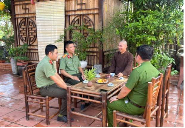 Công an xã Ngọc Lâm tăng cường các biện pháp bảo đảm an ninh trật tự đại lễ Vu lan năm 2026 trên địa bàn.