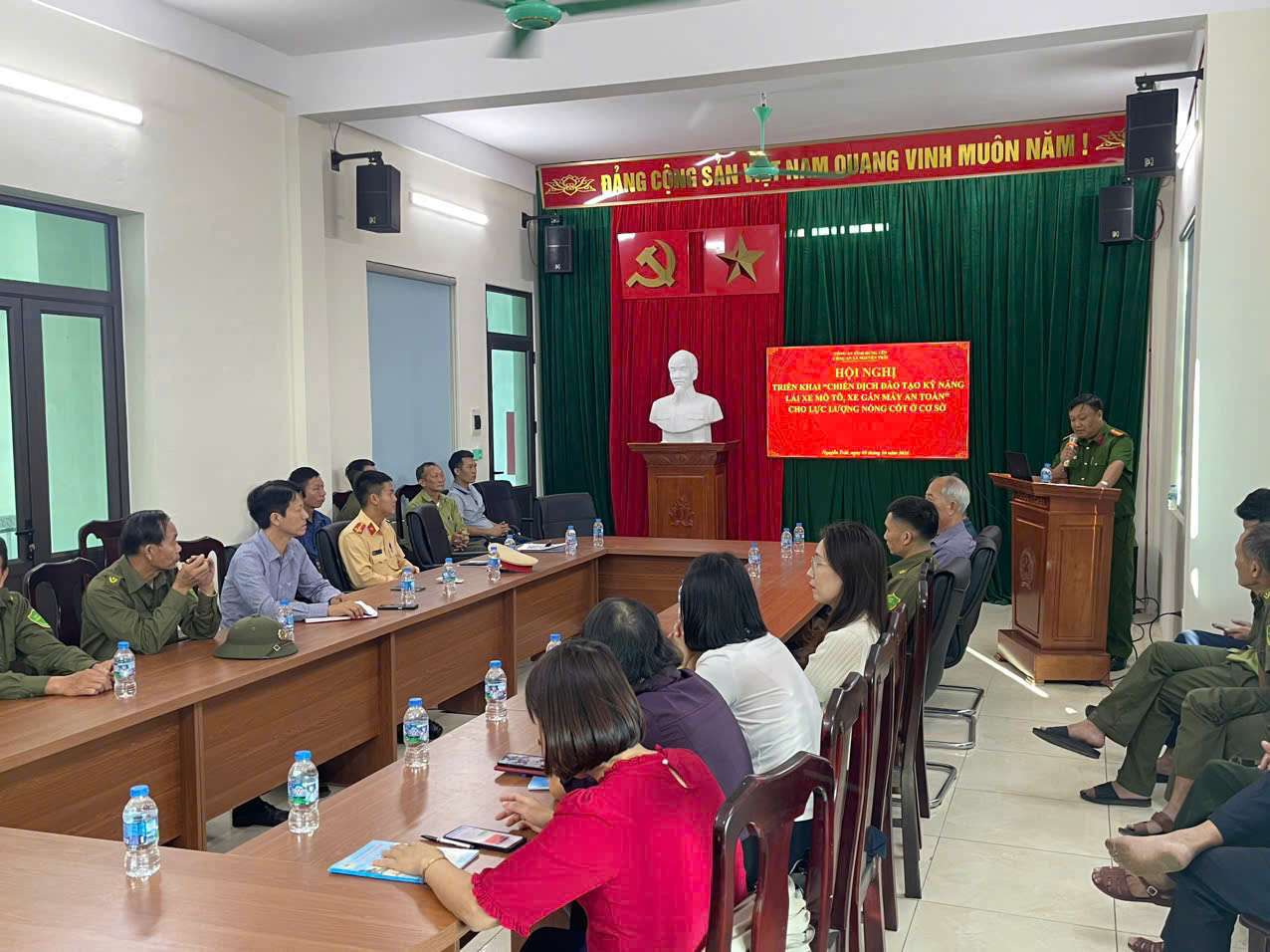 Công an xã Nguyễn Trãi tổ chức hội nghị triển khai “Chiến dịch đào tạo kỹ năng lái xe mô tô, xe gắn máy an toàn” cho lực lượng nòng cốt ở cơ sở
