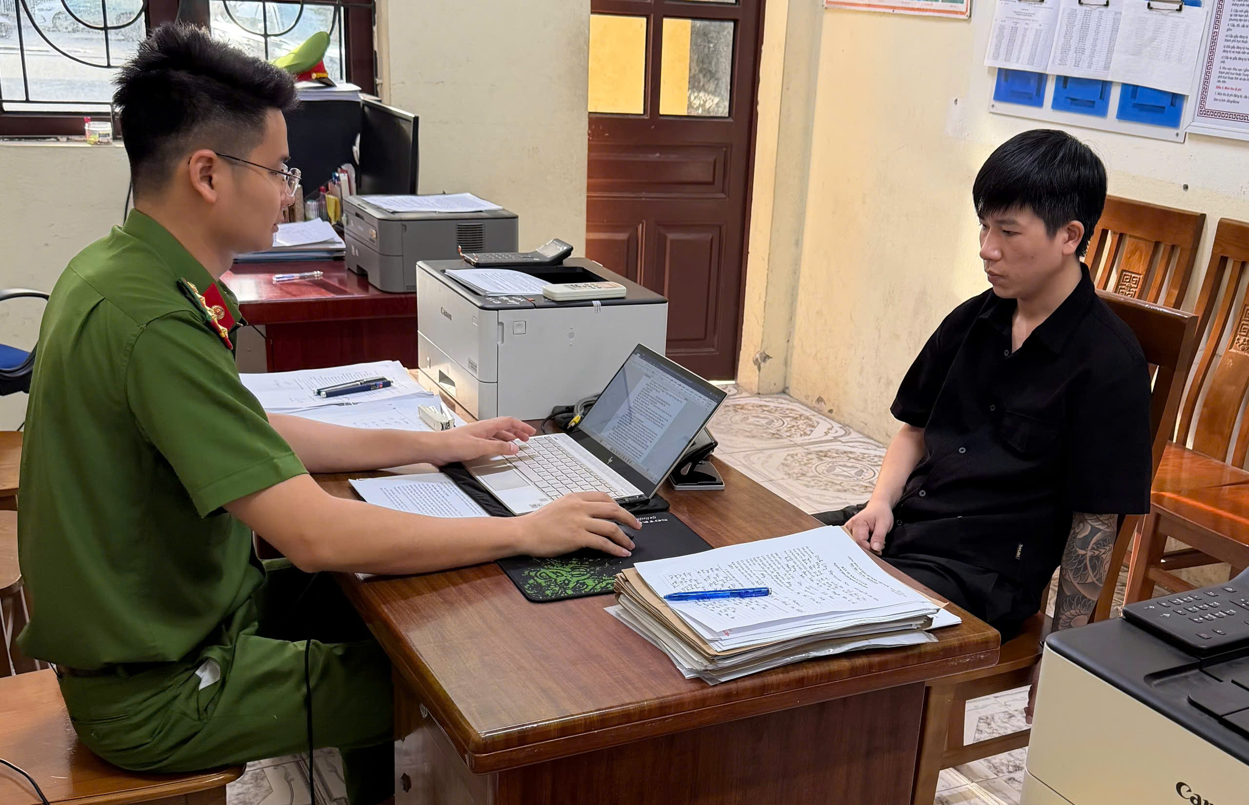 Công an xã Nguyễn Văn Linh khởi tố vụ án Tàng trữ trái phép chất ma tuý xảy ra ngày 14/8/2026 tại thôn Liêu Thượng