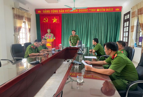 Công an xã Quỳnh Phụ đẩy mạnh rà soát, làm sạch dữ liệu đăng ký, quản lý phương tiện giao thông