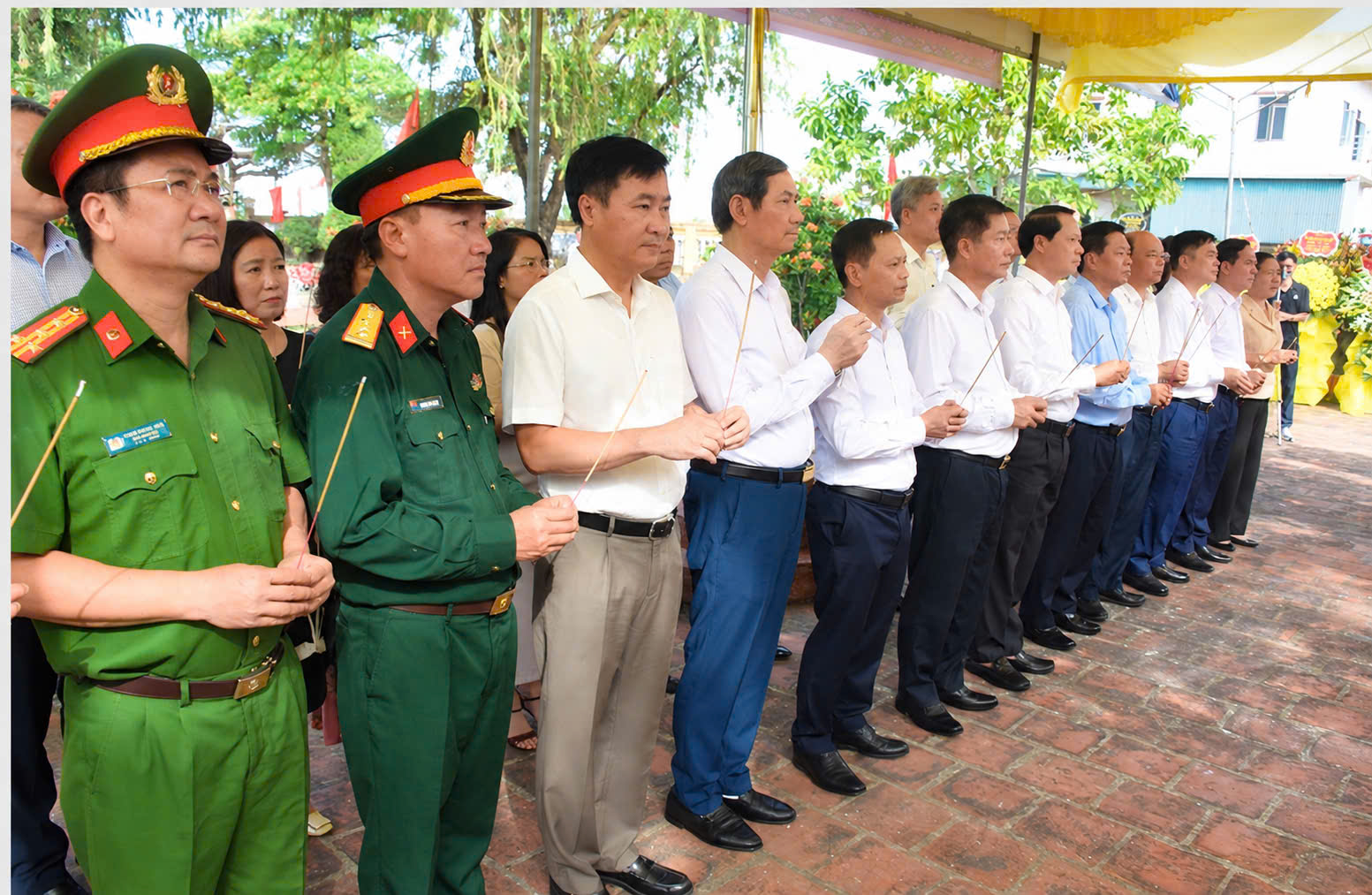 Công an xã Tây Thụy Anh bảo đảm an ninh, trật tự Lễ tưởng niệm 60 năm ngày hy sinh của cô giáo, liệt sĩ Bùi Thị Thanh Xuân và 30 học sinh Trường cấp II Thụy Dân