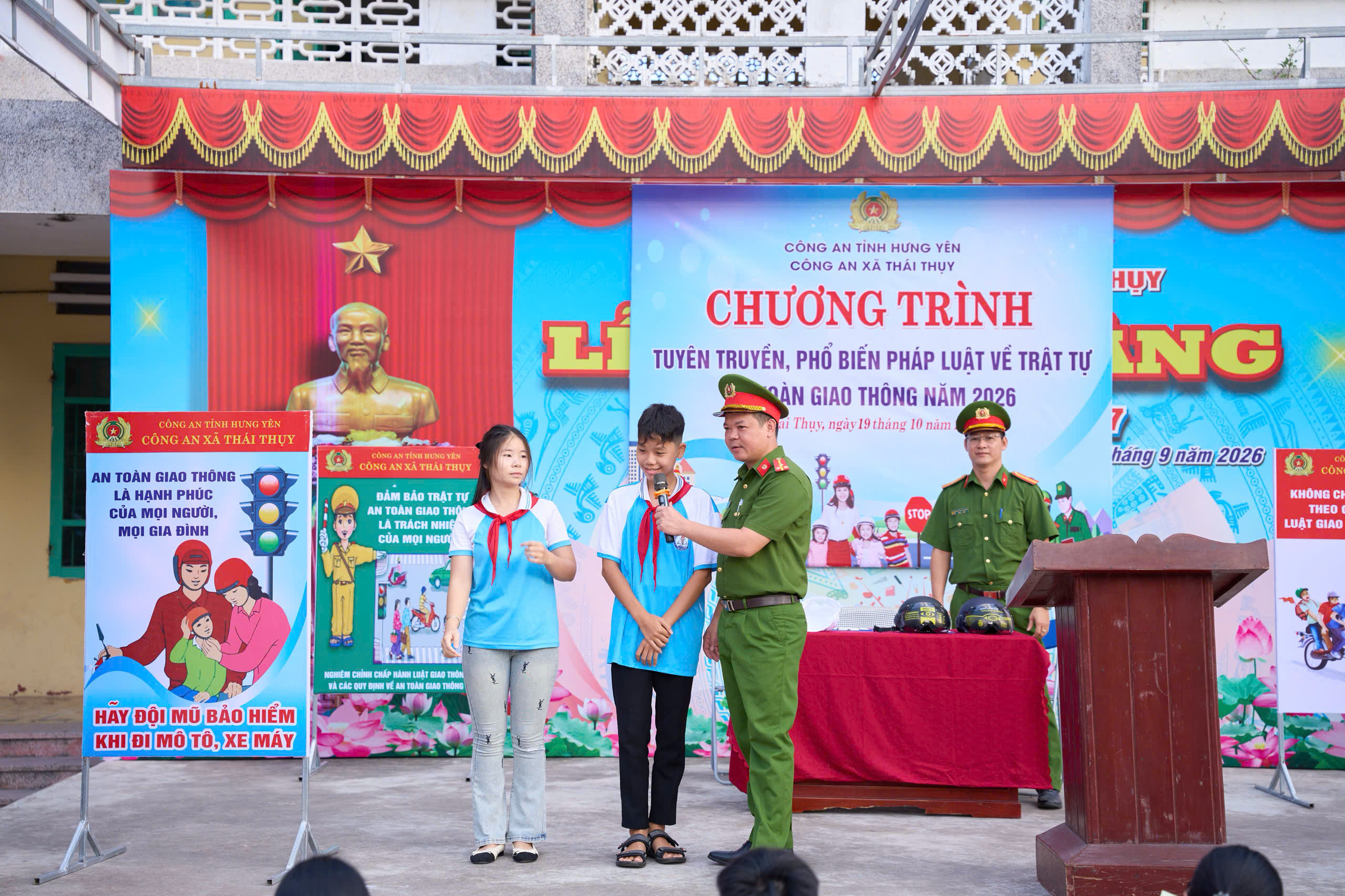 Công an xã Thái Thụy đẩy mạnh tuyên truyền, hướng dẫn kỹ năng tham gia giao thông an toàn cho học sinh