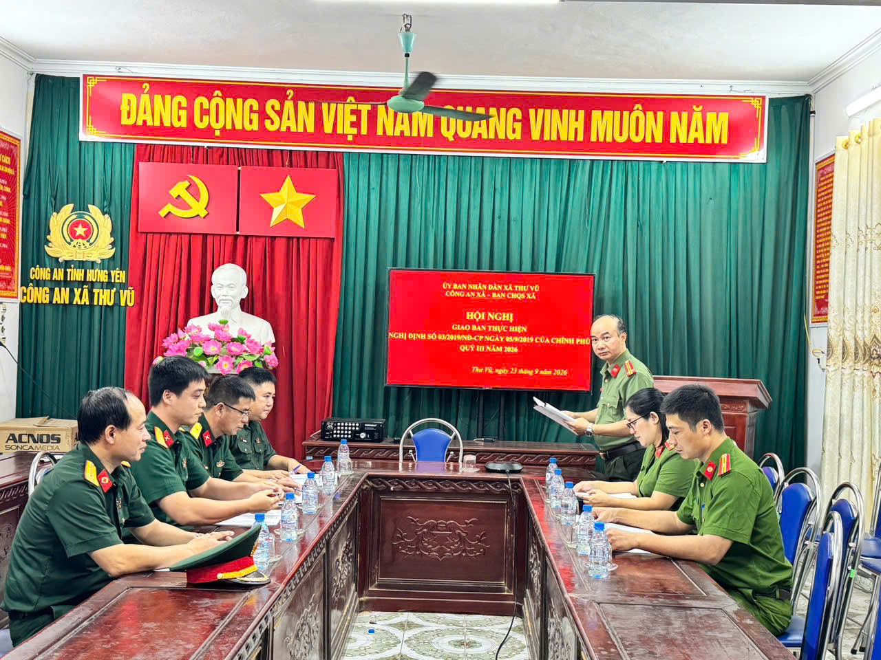 Công an xã và Ban chỉ huy Quân sự xã Thư Vũ tổ chức hội nghị đánh giá kết quả công tác phối hợp Quý III và triển khai phương hướng, nhiệm vụ trọng tâm Quý IV năm 2026.