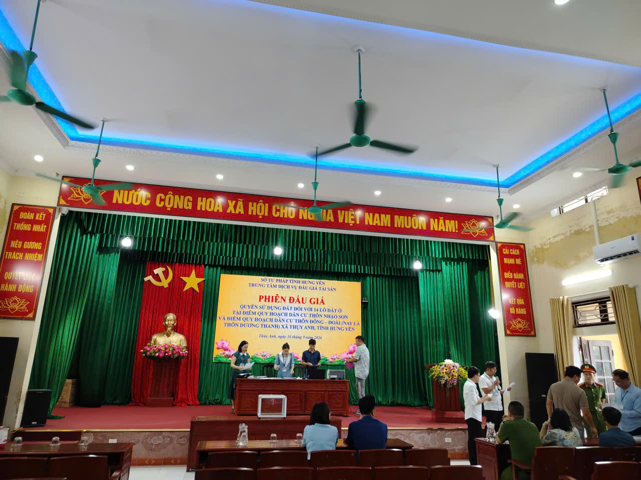 Công an xã Thụy Anh chủ động bảo đảm ANTT phiên đấu giá quyền sử dụng đất trên địa bàn