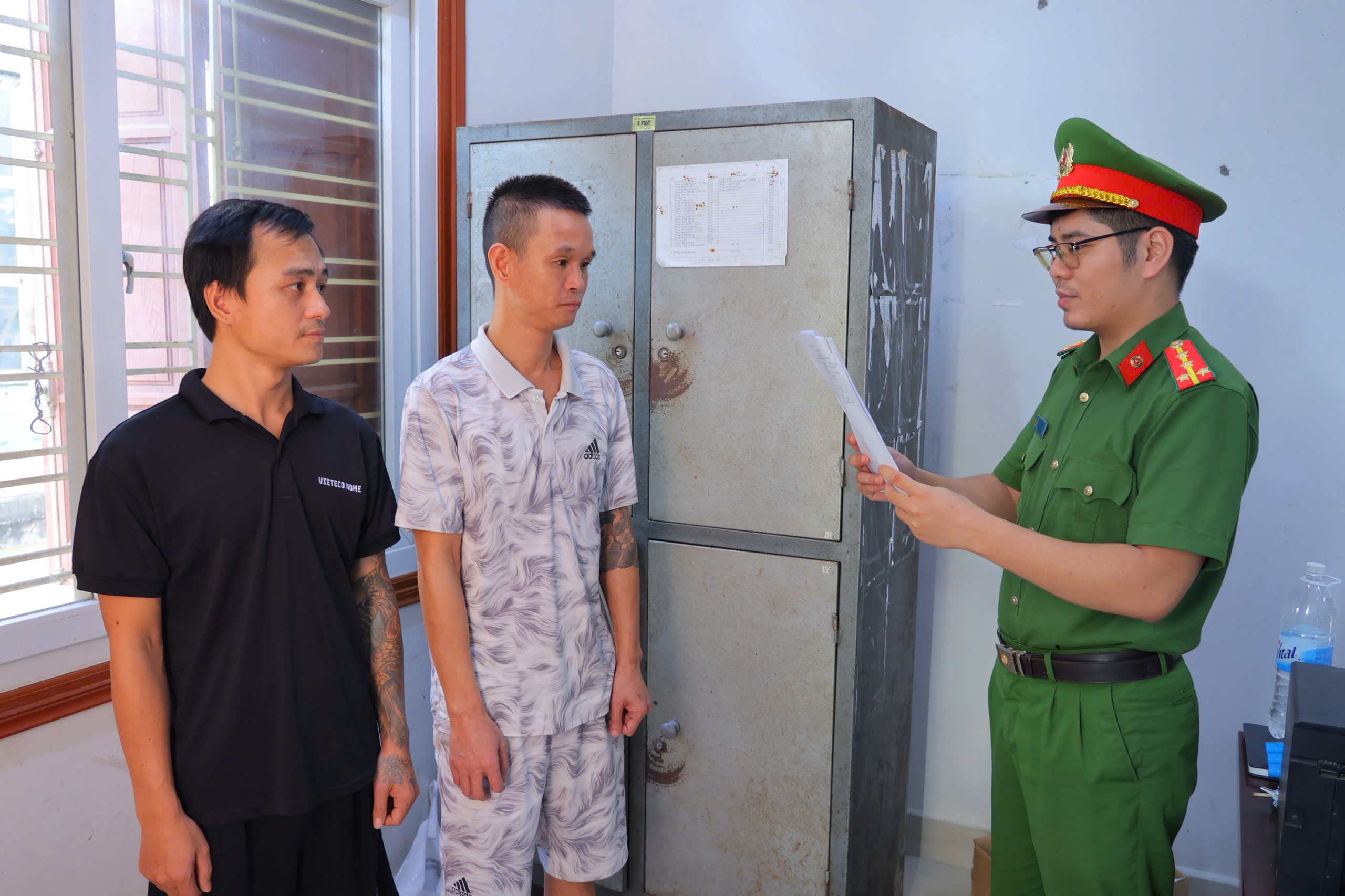 Công an xã Tiền Hải đấu tranh, làm rõ vụ án Tổ chức sử dụng trái phép chất ma túy