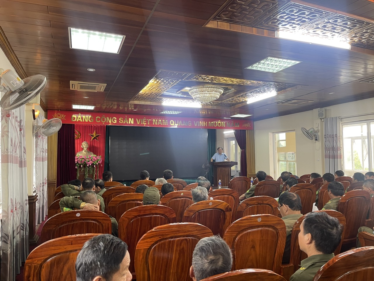 Công an xã Tiền Hải tham mưu kiện toàn lực lượng tham gia bảo vệ an ninh trật tự ở cơ sở