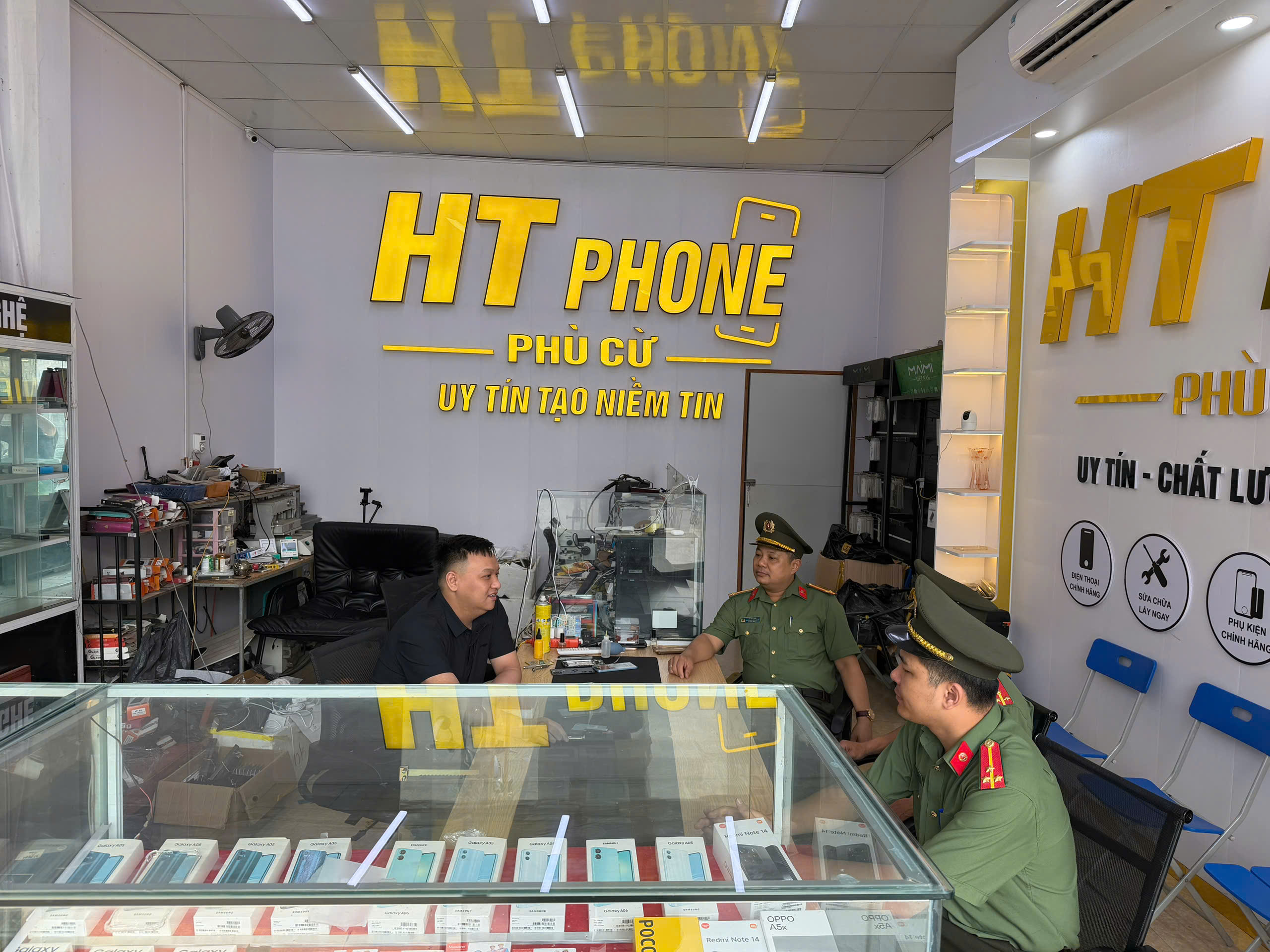 Công an xã Tiên Tiến chủ động nắm tình hình cơ sở, bảo đảm an ninh kinh tế những tháng cuối năm 2026