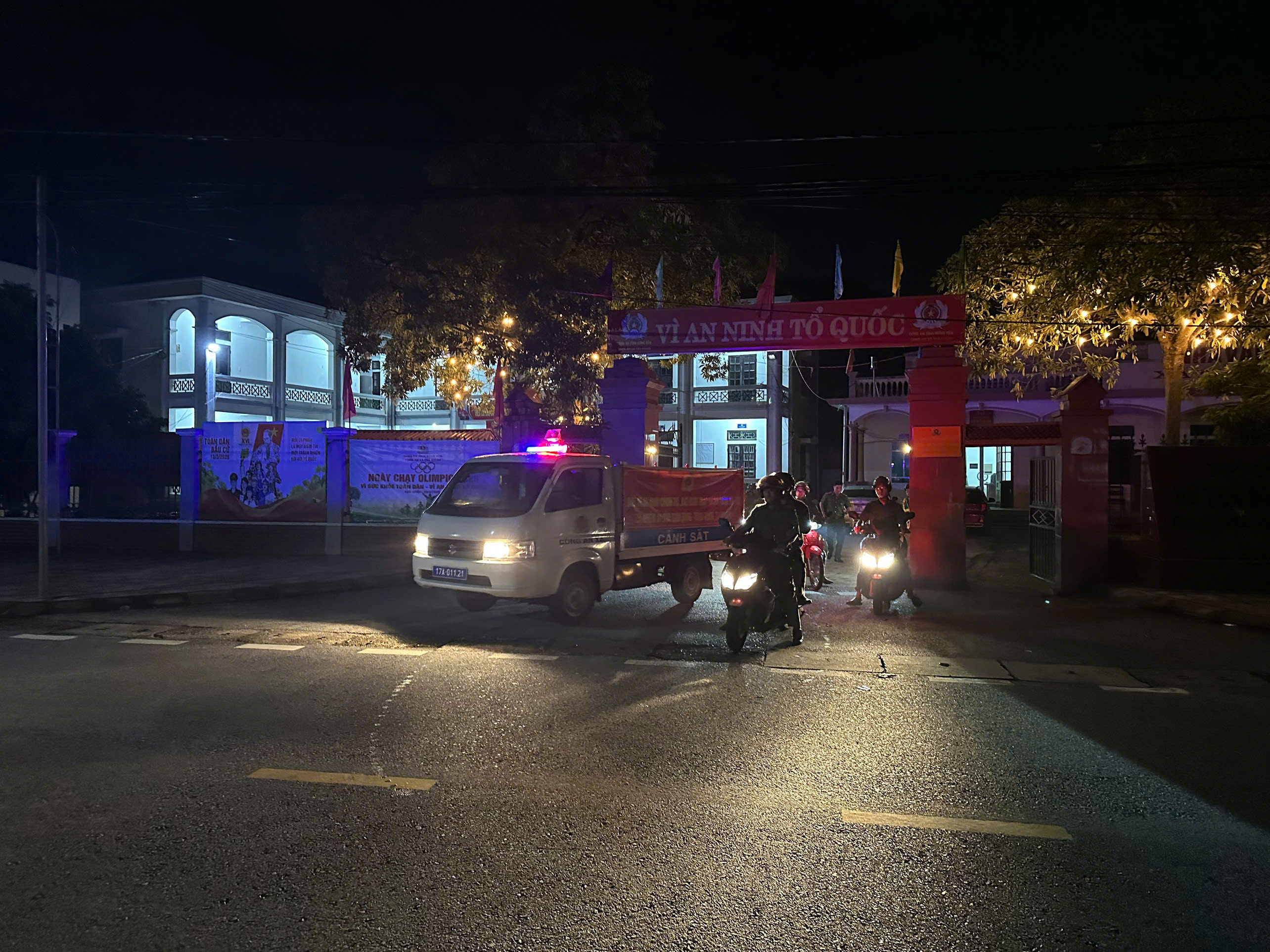 Công an xã Trà Giang tăng cường tuần tra, bảo đảm an ninh, trật tự và trật tự an toàn giao thông